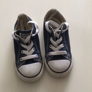 Converse toddler sneakers